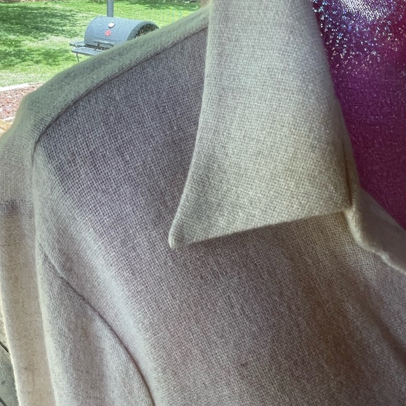 Ruched shirt - Picture 5 of 9